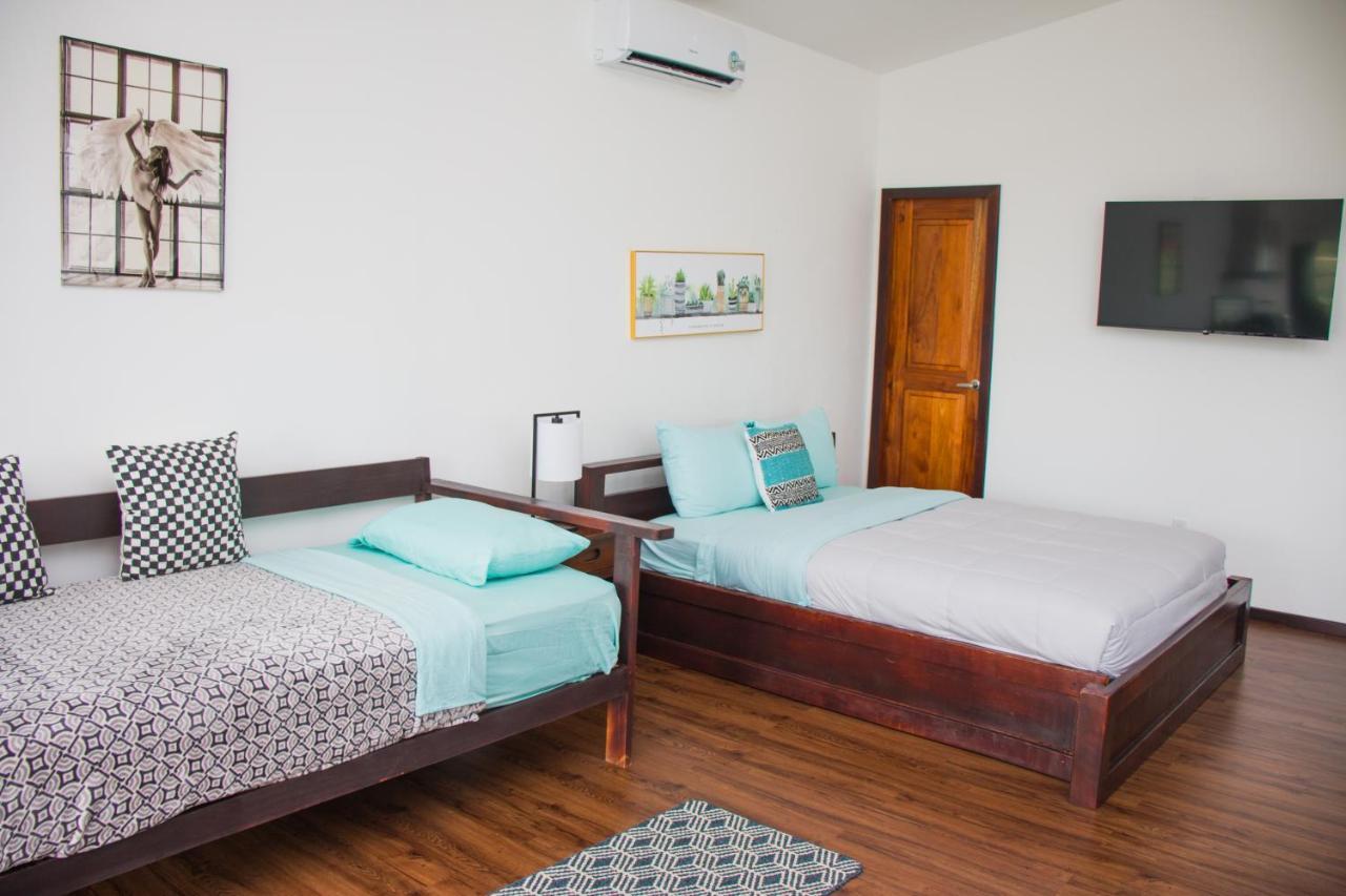 Chango'S Apartments Bocas Town Exterior foto