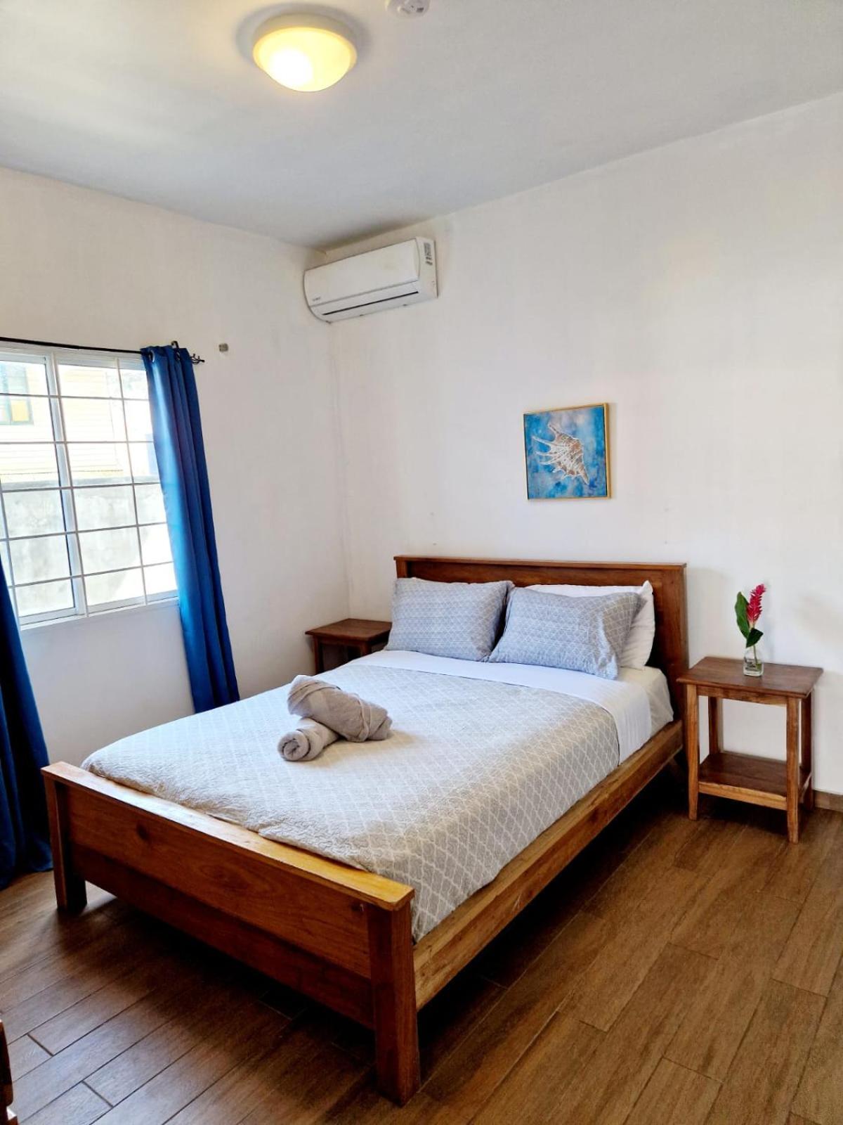 Chango'S Apartments Bocas Town Exterior foto